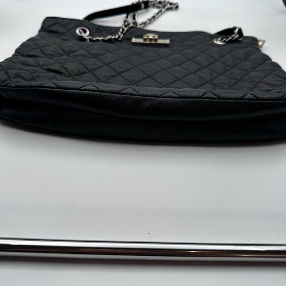 DKNY Bag Leather Quilted Black with Gold Hardware and Gold Chain Shoulder Straps - Picture 5 of 16